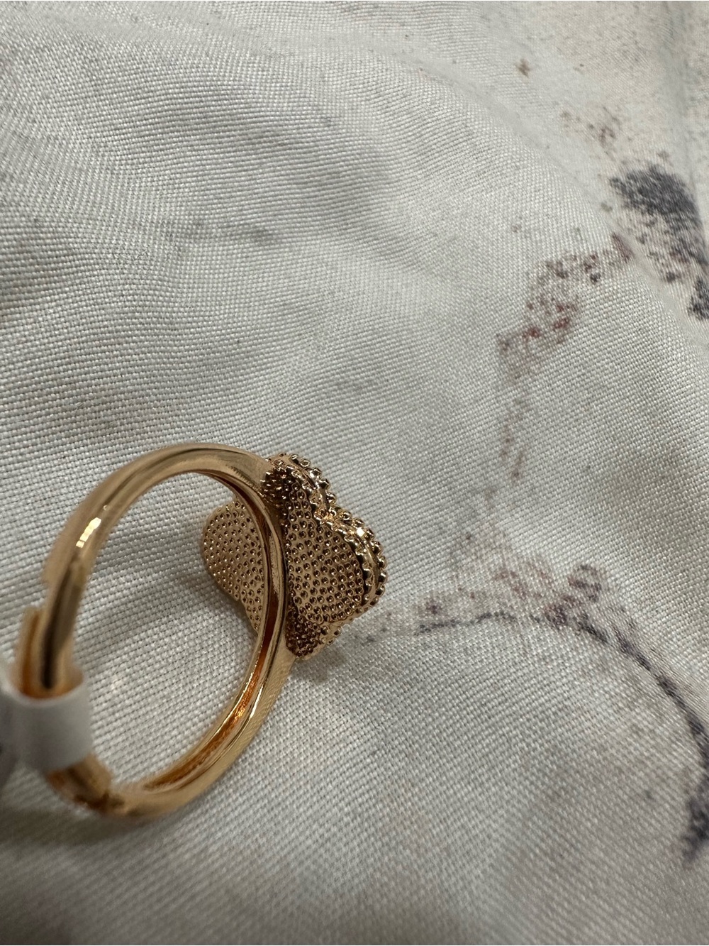 White Clover ring size 9 - Picture 4 of 4
